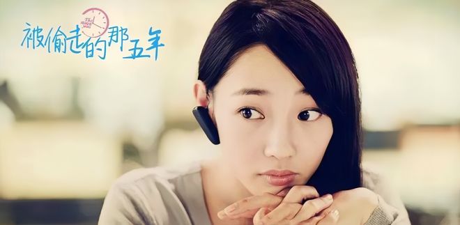 淡颜做浓事，火爆的白百合凭啥一句话捅了内娱马蜂窝？