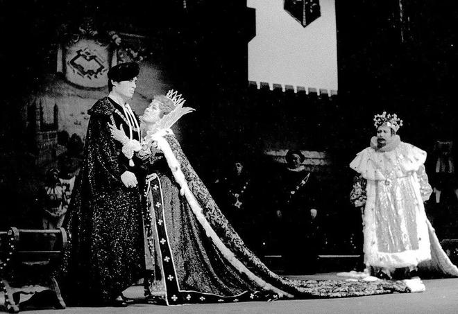 日本最伟大的演员，今天去世了