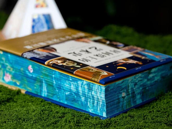 44岁郭晶晶同框朱珠，这气场绝了！难怪孩子养得这么贵气