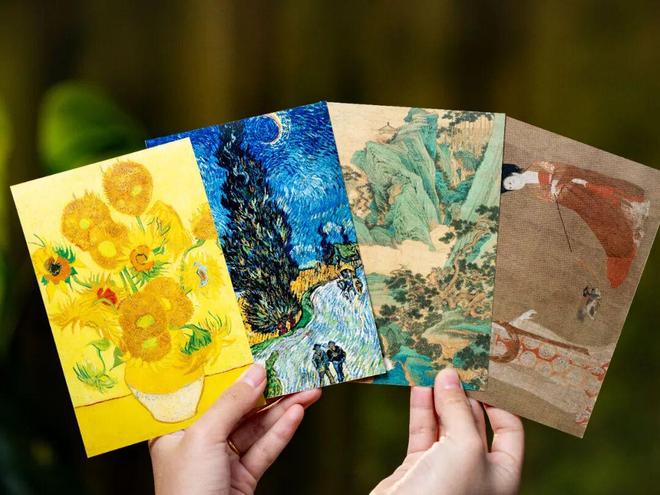 44岁郭晶晶同框朱珠，这气场绝了！难怪孩子养得这么贵气