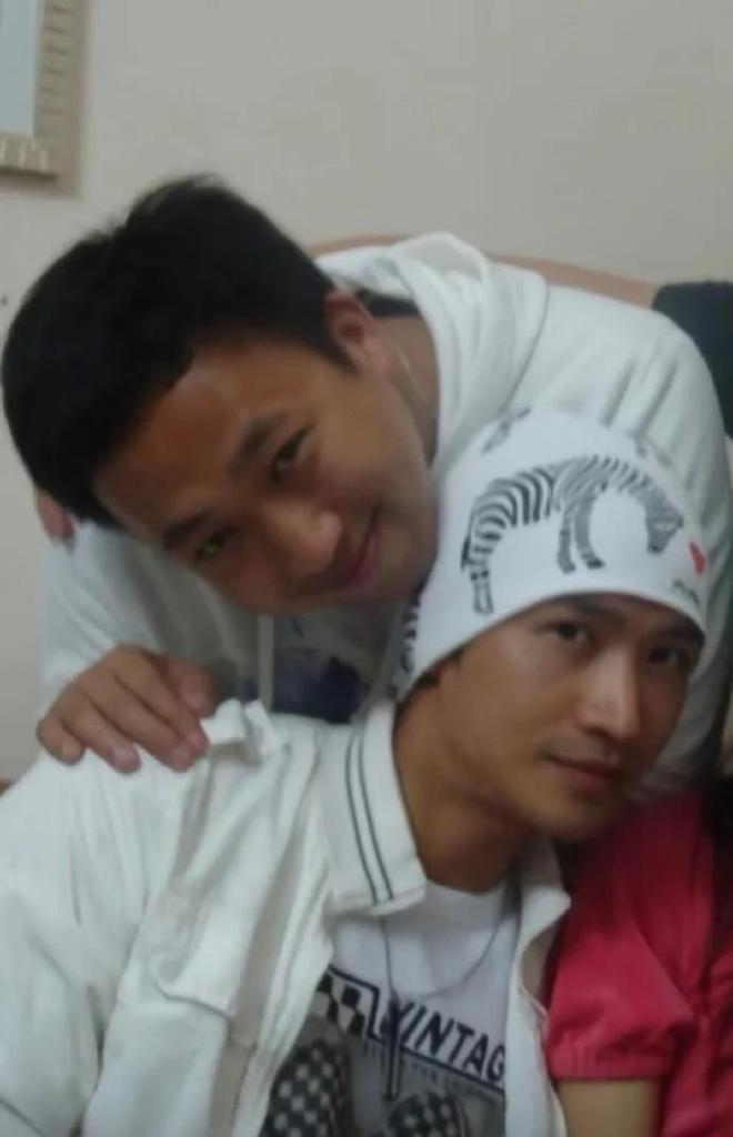 何晟铭再谈白月光：于正说不太熟不怪他，我放下了，他还没放下