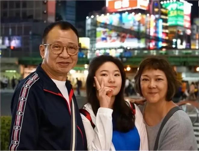 许绍雄走了，伴随在他身上的3个疑问，也该解开了