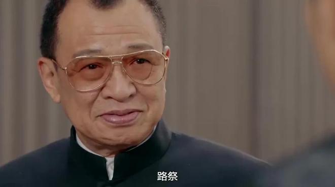 许绍雄走了，伴随在他身上的3个疑问，也该解开了